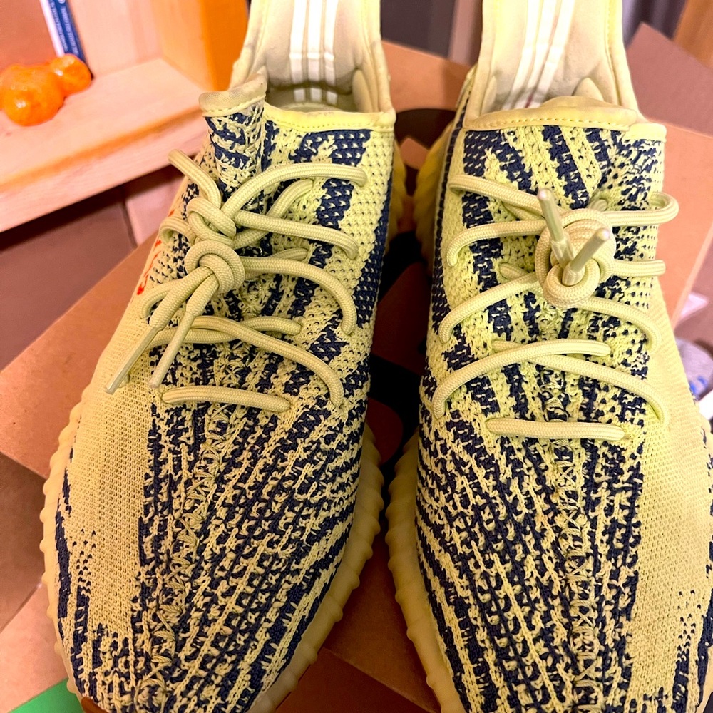 Yeezy boost 350 frozen size 11.5